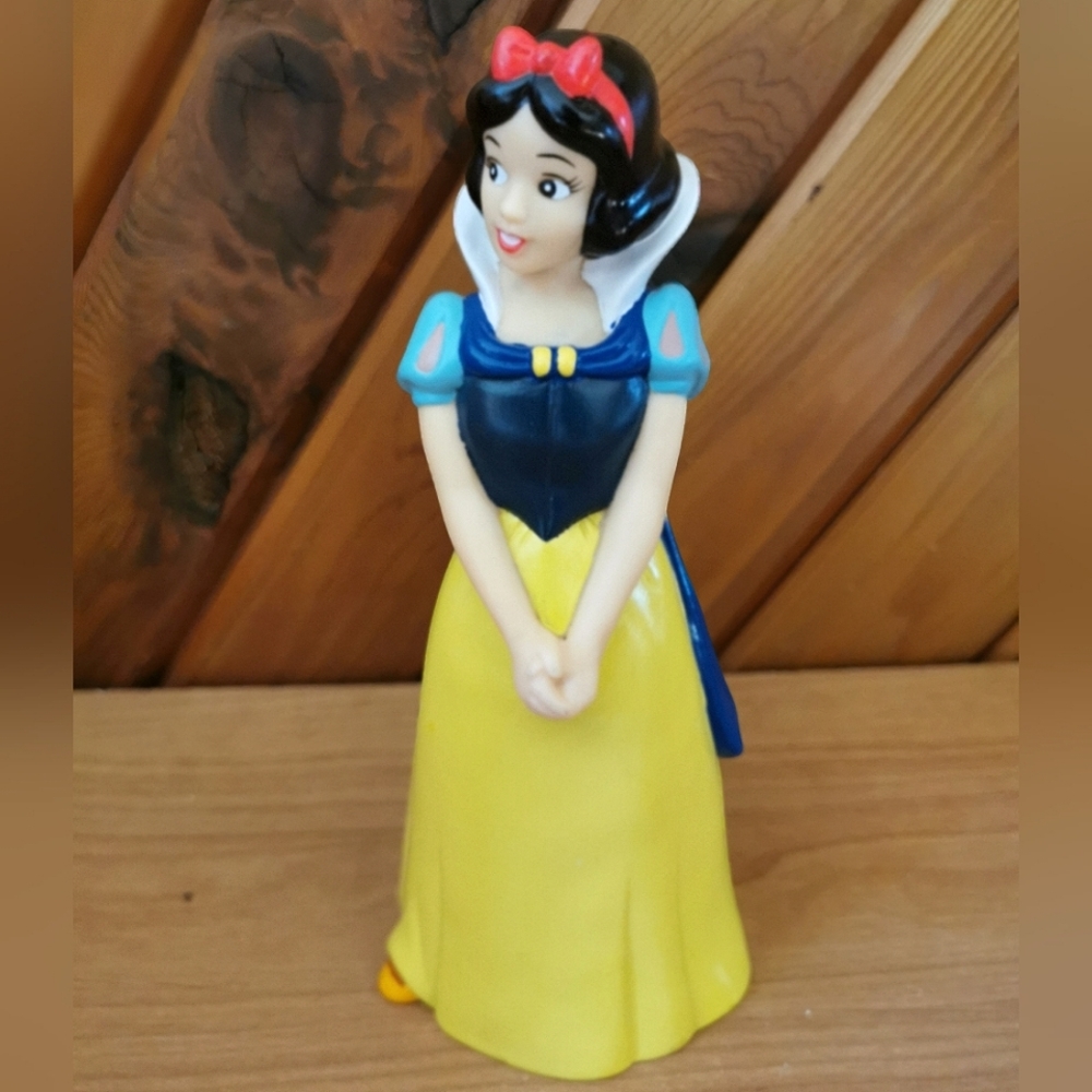 Snow White Doll Bank